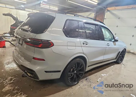 2023 BMW X7 xDrive40I z USA, uszkodzony, nr VIN 5UX23EM06P9N46670
